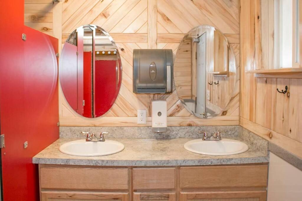 Moab Rv Resort Basic Cabin #3 - Okbc-C3 المظهر الخارجي الصورة